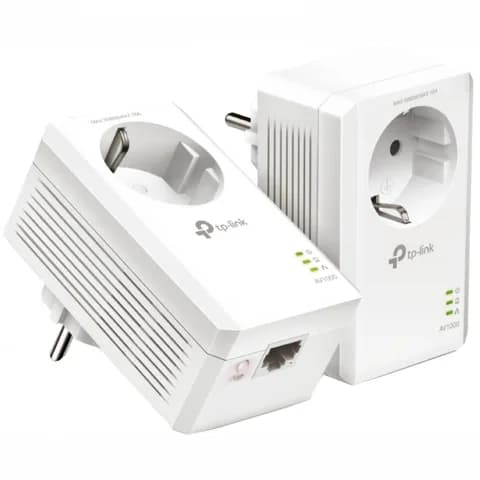 Сетевой адаптер Powerline Tp-Link TL-PA7017P KIT < AV1000 комплект 2-портовых гигабитных адаптеров Powerline со встроенной электророзеткой, скорость передачи данных по электросети до 1000 Мбит/с,