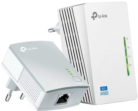 Сетевой адаптер Powerline AV500 Tp-Link TL-WPA4220 KIT < AV500 Powerline Extender Twin Pack, 500Mbps HomePlug AV, Ethernet Port 10/100Mbps, Wireless 802.11b/g/n 300Mbps>