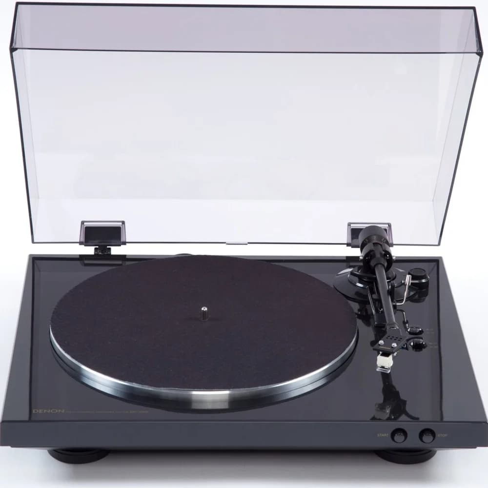 DENON Проигрыватель винила DP-300F ЧЕРНЫЙ, Полностью автоматический проигрыватель винила, картридж и тонарм в комплекте. Скорость воспроизведения 33, 45 об./мин. Привод: пассиковый. Предустановленны